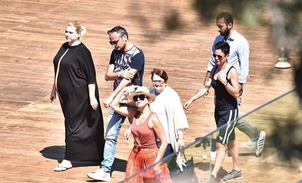 Hadise’ye Anne Desteği !