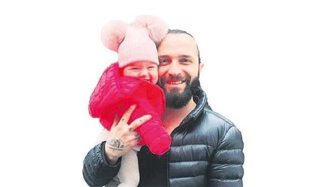 Minik Arya Gülücükler Saçtı!