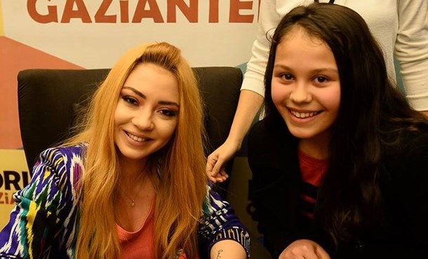 Ece Seçkin'den Teröre Tepki!