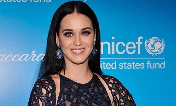 Katy Perry Unicef İyi Niyet Elçisi Olarak Vietnam'ı Ziyaret Etti!