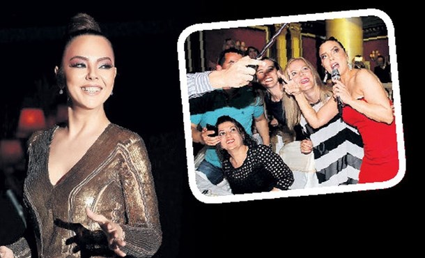 Şarkı Arası Selfie Molası Şarkı Arası Selfie Molası