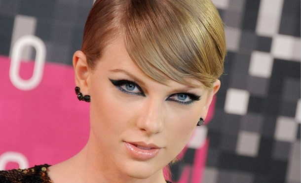 Taylor Swift Geleneği Bozdu!