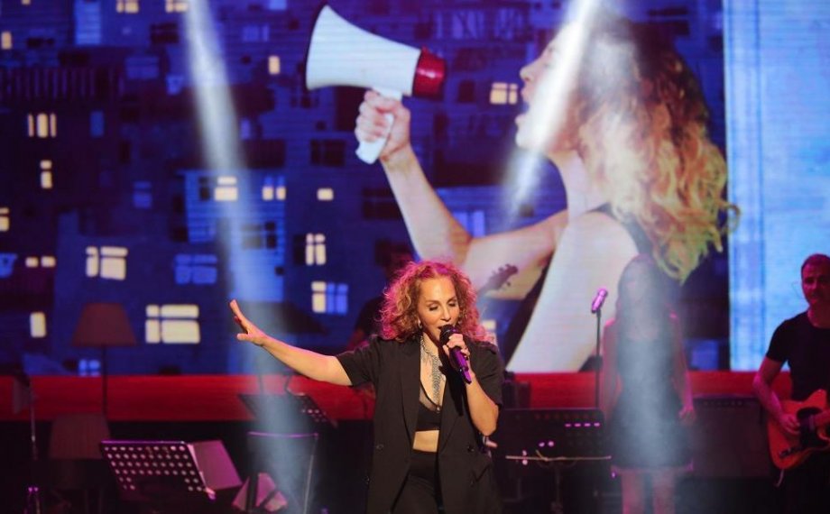 Sertab Erener'in Ege Turnesi Başladı! Sertab Erener'in Ege Turnesi Başladı!