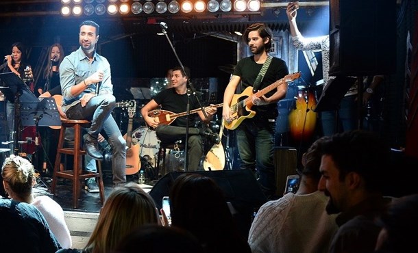 Albümünün İlk Konserini Verdi!