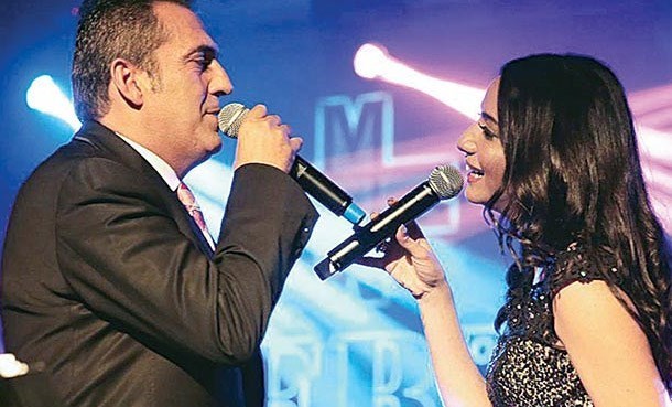 Flaş! Yavuz Bingöl İle Öykü Gürman Evleniyor mu? Flaş! Yavuz Bingöl İle Öykü Gürman Evleniyor mu?