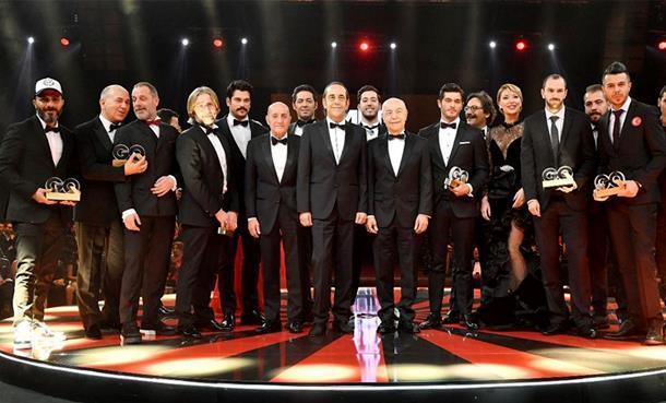 GQ Türkiye “Men Of The Year 2017” Ödülleri Sahiplerini Buldu!